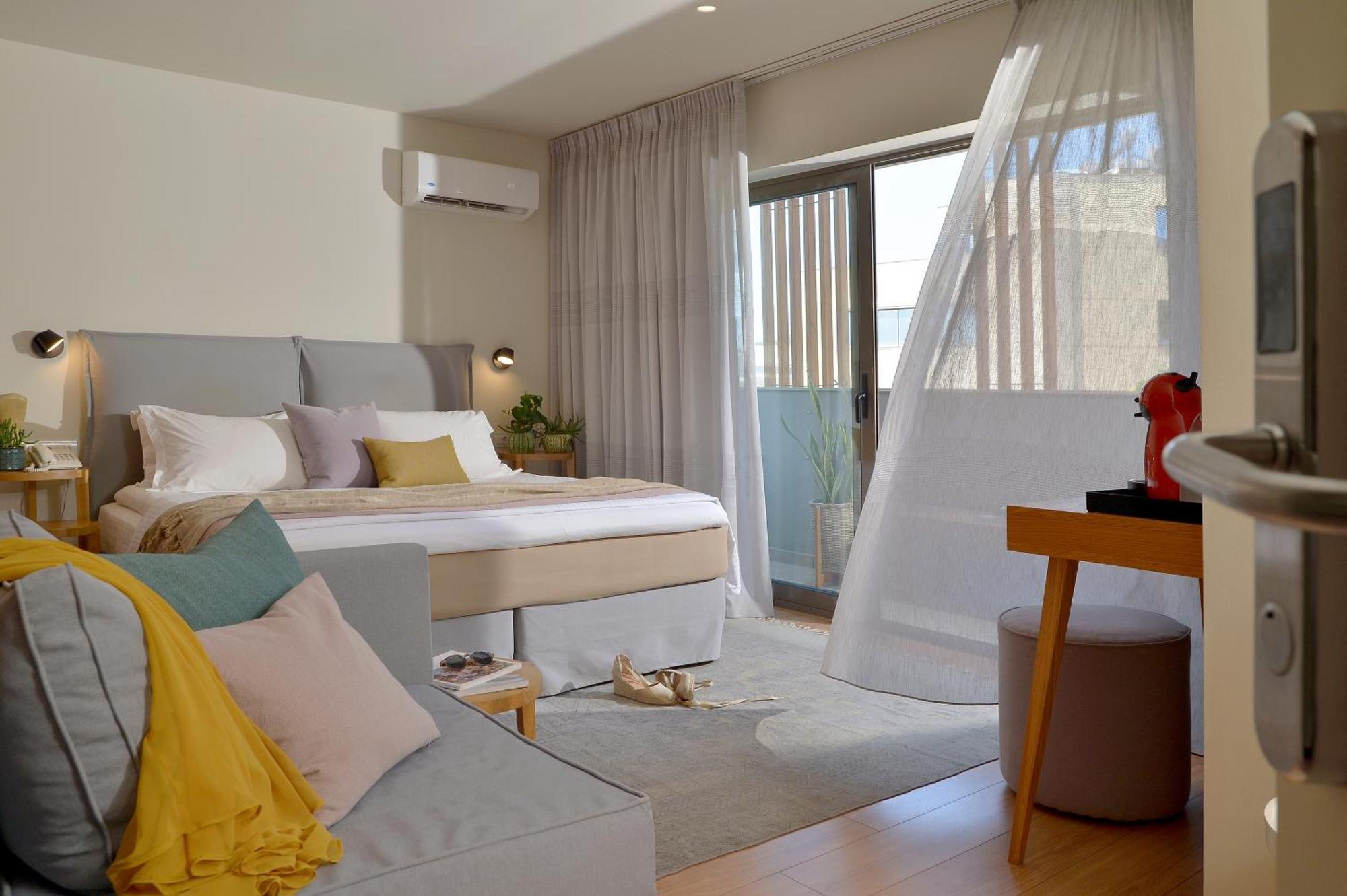 Mirivili Rooms & Suites Athens Exterior photo